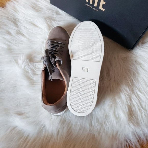 Frye *NEW* Ivy Low Lace Grey Leather Sneakers - Picture 8 of 9